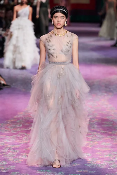 Look 67